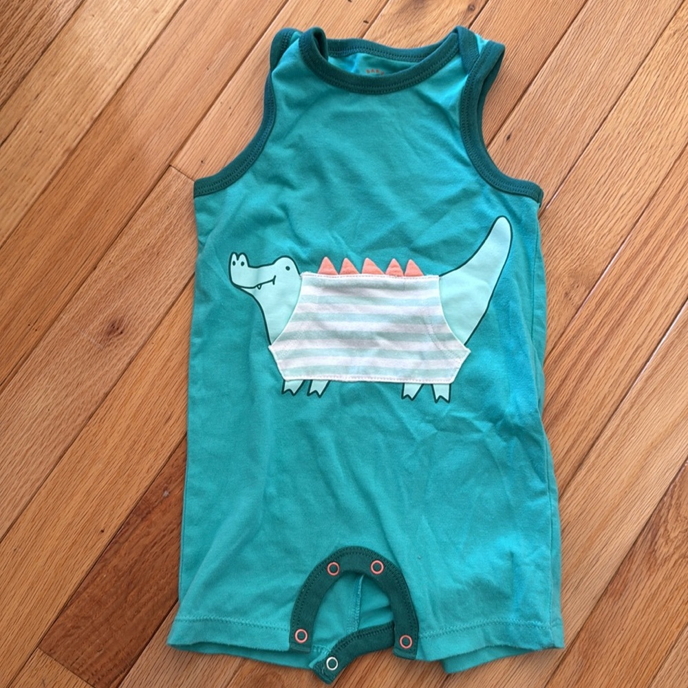 Alligator Rompers - Picture 3 of 3
